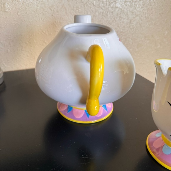 Disney chip and Mrs.Potts tea set - Picture 6 of 10